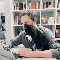 Thom Lake's profile picture